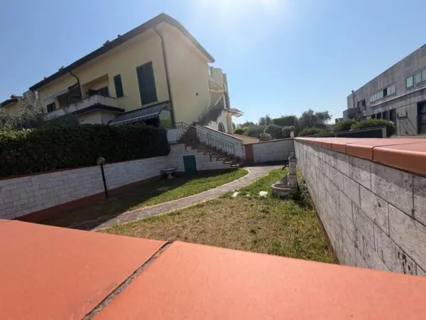 Villa A Schiera via Larga 37, Luni