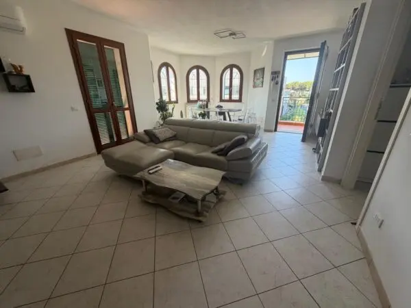 Villa A Schiera via Larga 37, Luni