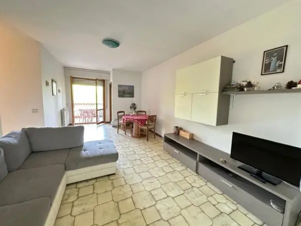 Immagine per Monolocale in vendita a Luni via Fratelli Rosselli