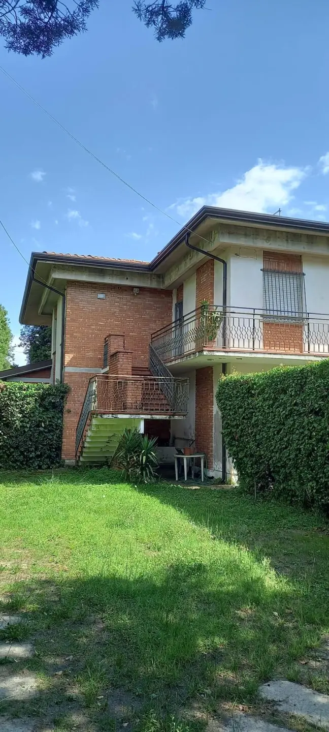 Immagine per Villa bifamiliare in vendita a Massa via Livorno 34