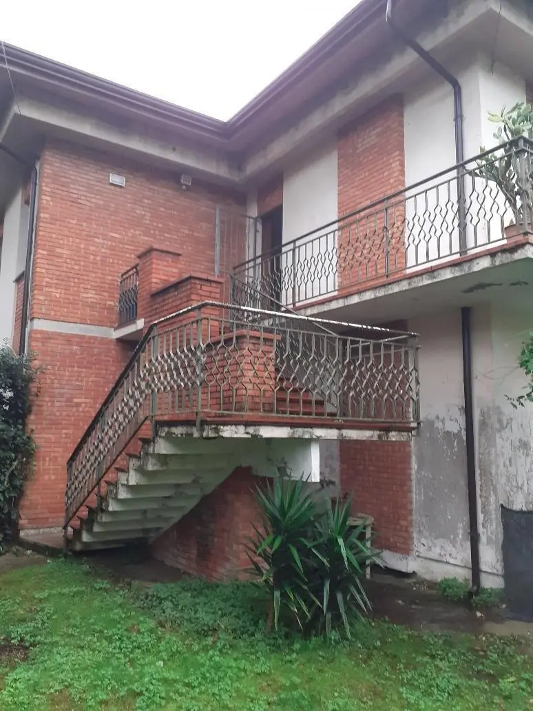 Immagine per Villa bifamiliare in vendita a Massa via Livorno 34