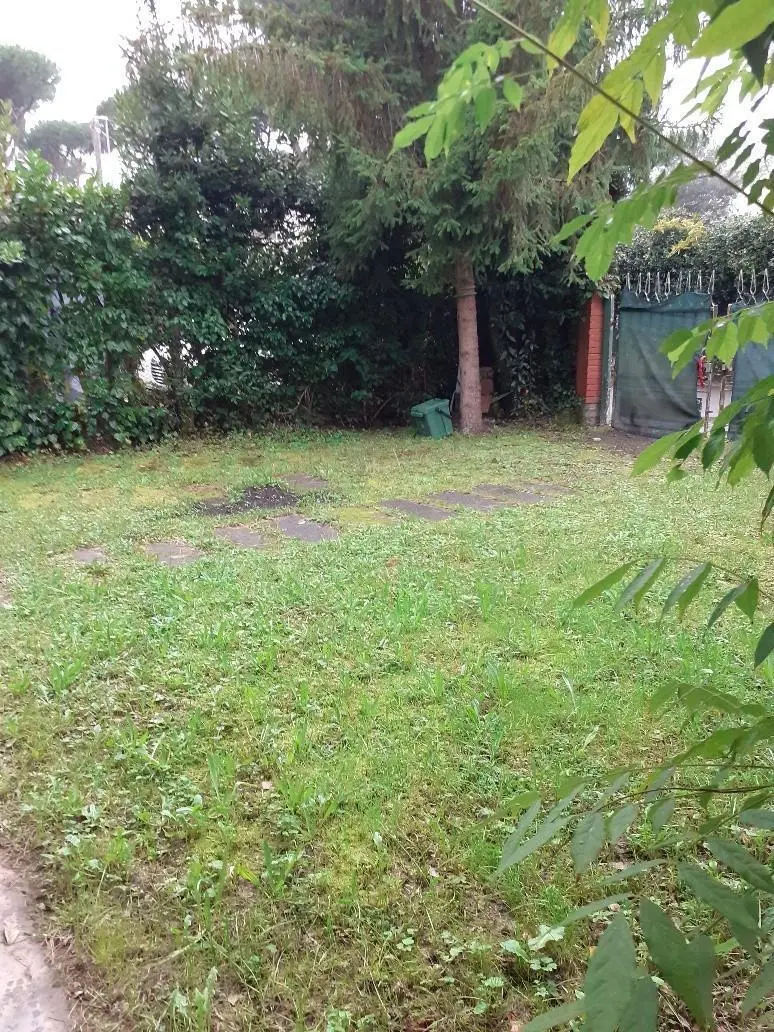 Immagine per Villa bifamiliare in vendita a Massa via Livorno 34