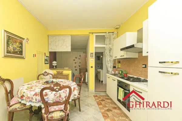 Bilocale 37, Sestri Ponente, Genova