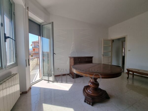 Trilocale via Sottoconvento 80, Ventimiglia