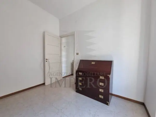 Trilocale via Sottoconvento 80, Ventimiglia