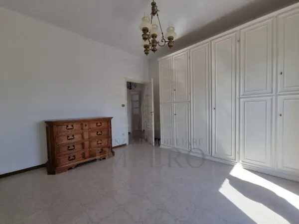 Trilocale via Sottoconvento 80, Ventimiglia