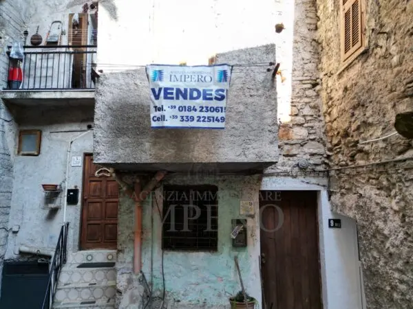 Porzione Di Casa via Aprosio 7 bis, Vallecrosia