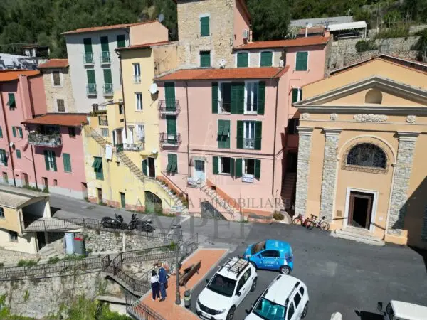 Quadrilocale piazza Angeli Custodi 2, Ventimiglia