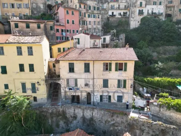Trilocale via Salita Lago 2, Ventimiglia