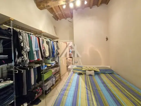 Bilocale via Roma, Centro Storico, Lucca