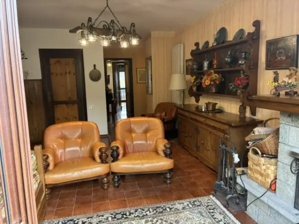Appartamento via Cotolivier, Oulx