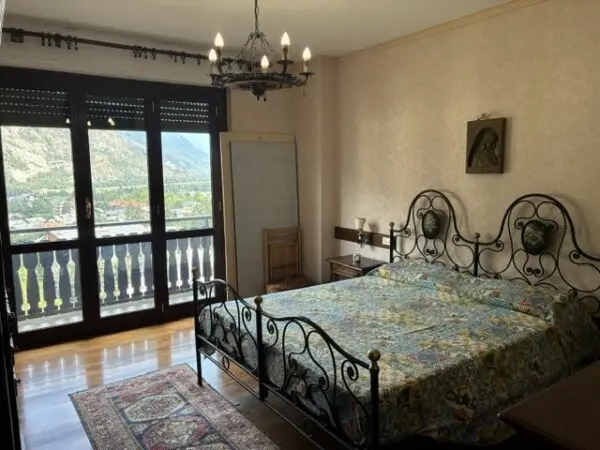 Appartamento via Cotolivier, Oulx