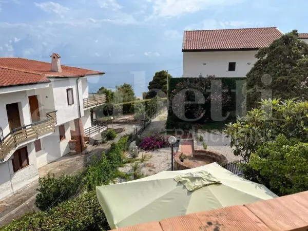 Appartamento viale Raffaello 10, Scalea