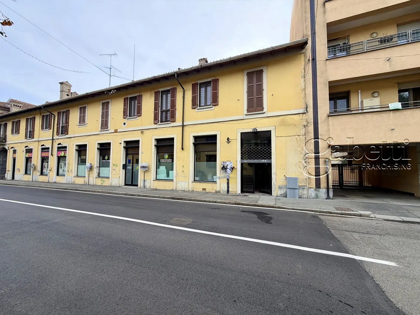 Immagine per Negozio in affitto a Cornaredo via Andrea Ponti