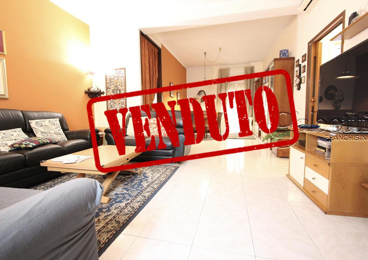 Immagine per Appartamento in vendita a Rho via A Di Dio