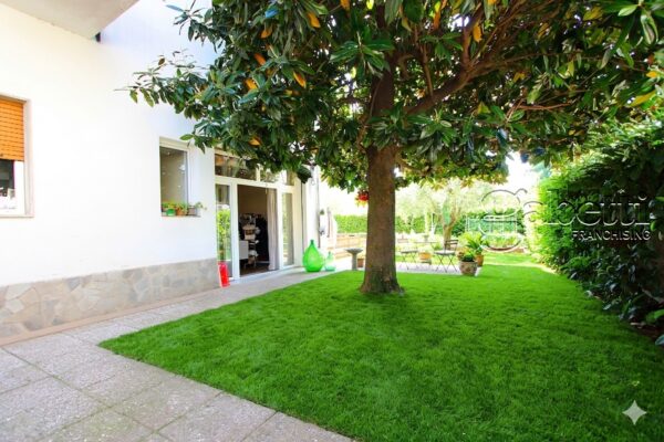 Appartamento via Leoncavallo, Rho