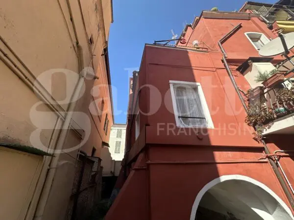 Appartamento via Ruffini 11, Taggia
