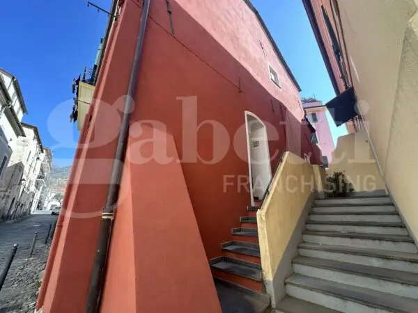 Appartamento via Ruffini 11, Taggia