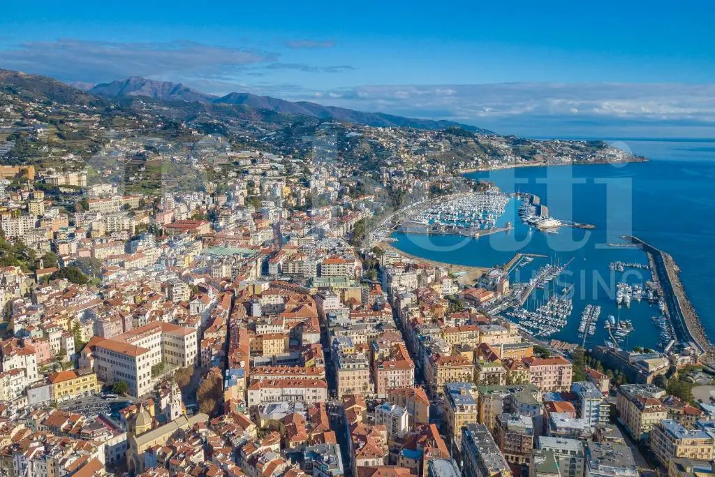 Immagine per Duplex in vendita a Sanremo via Cisterna 4