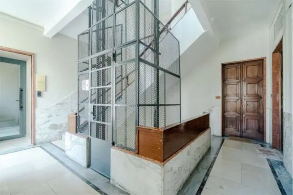 Appartamento via Giuseppe Luigi Lagrange 10, Torino