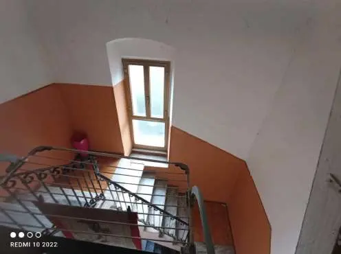 Appartamento via Brigate Partigiane 32, Follo