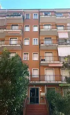 Appartamento via Cavour 70, Andora