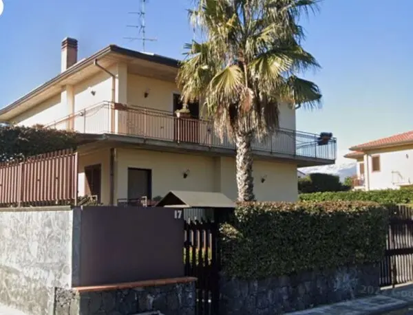 Villetta A Schiera via Mongibello 17, San Giovanni La Punta
