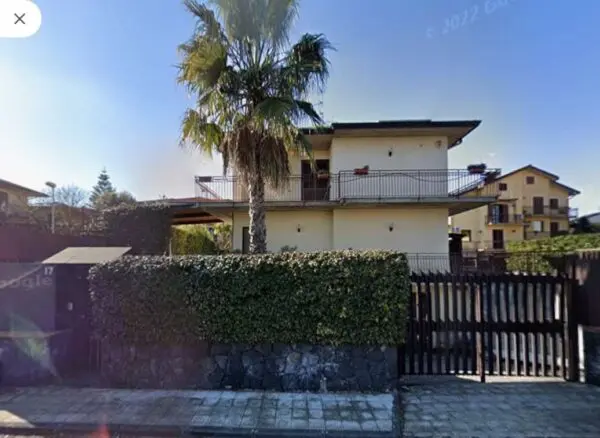 Villetta A Schiera via Mongibello 17, San Giovanni La Punta