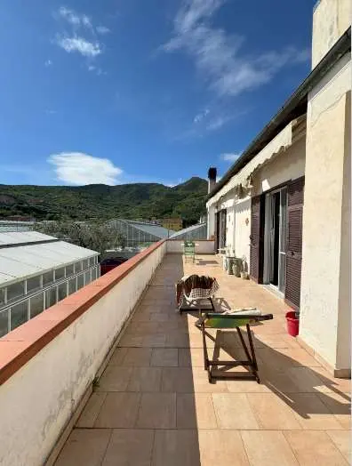 Villa Bifamiliare via Ciambellino 6, Albenga