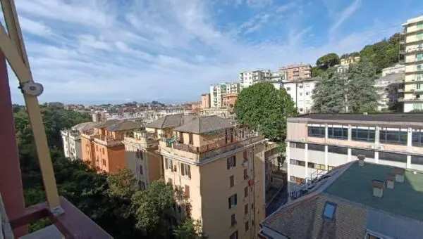 Appartamento via Del Manzasco 9, Genova