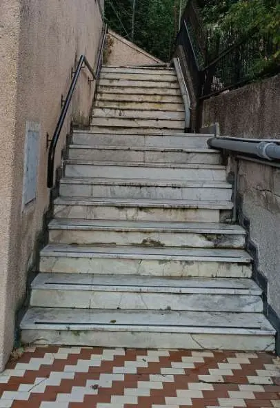 Appartamento via Delle Gavette, Genova