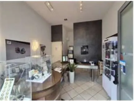 Immagine per Negozio in asta a Ventimiglia piazza Cesare Battisti 34
