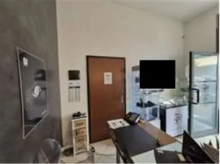Immagine per Negozio in asta a Ventimiglia piazza Cesare Battisti 34