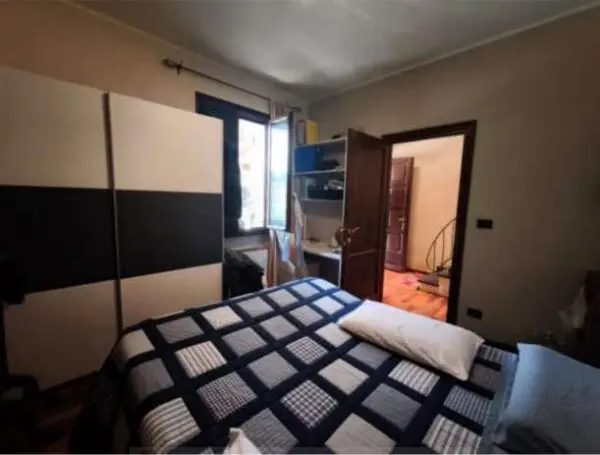 Villa Bifamiliare Albenga