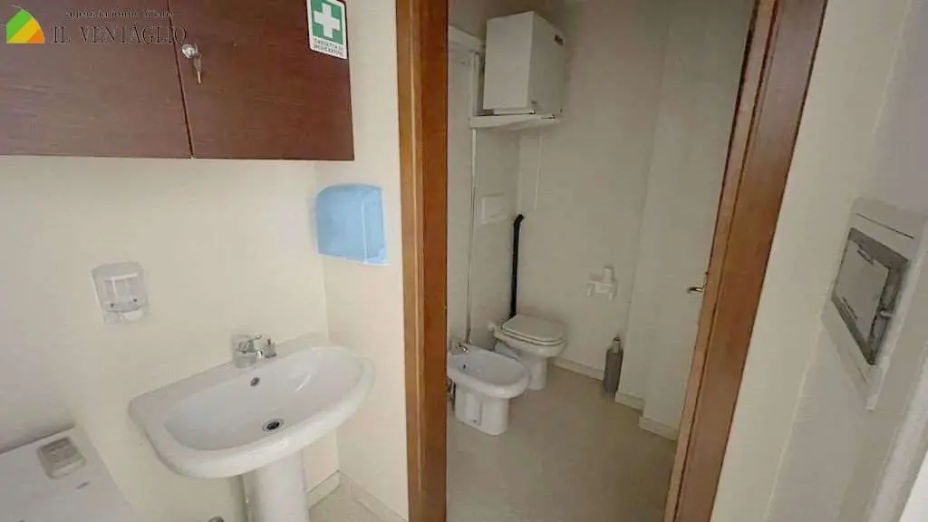 Immagine per Negozio in affitto a Sassuolo