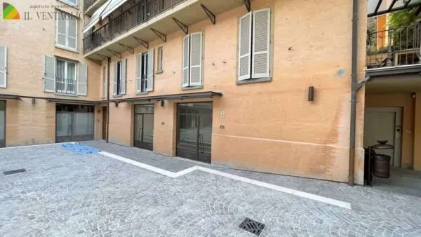 Immagine per Negozio in affitto a Sassuolo