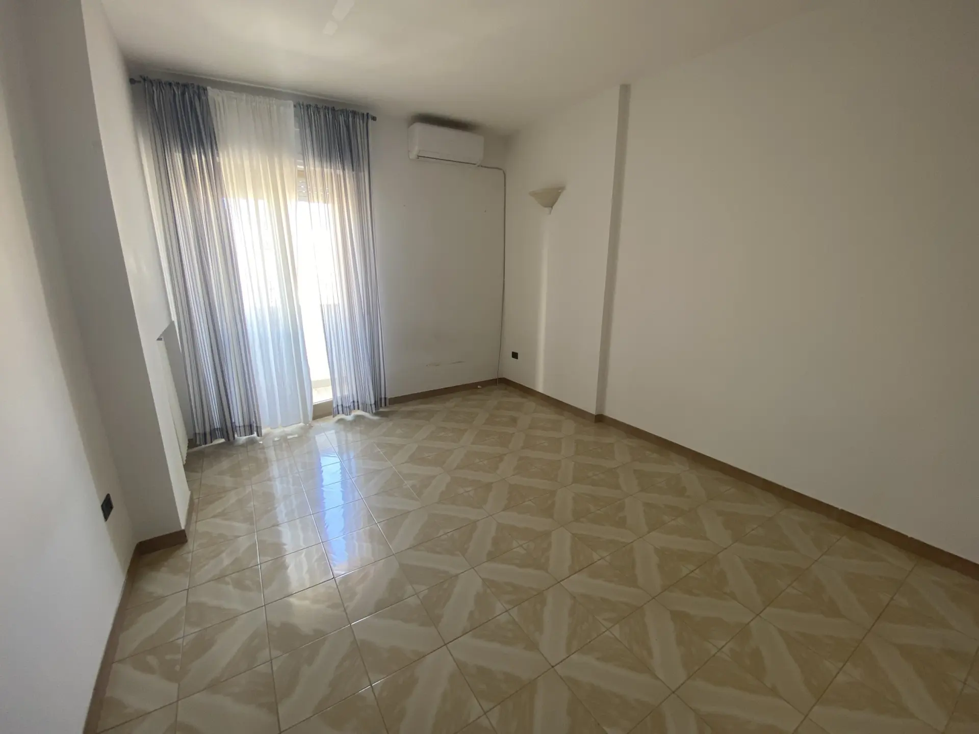 Immagine per Trilocale in vendita a Adelfia via Dei Mille 35