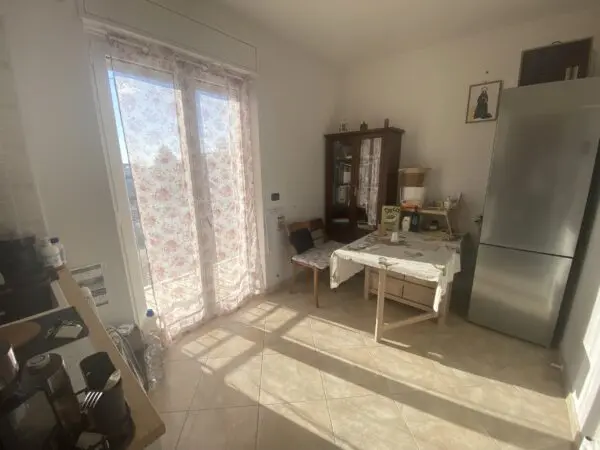 Bilocale via Nazario Sauro 1, Casamassima