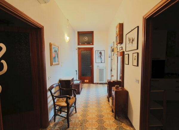 Monolocale via Cavour, Chiesina Uzzanese