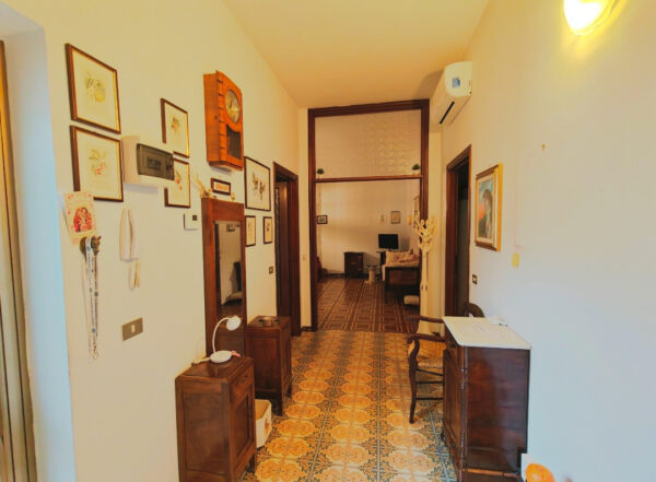 Monolocale via Cavour, Chiesina Uzzanese
