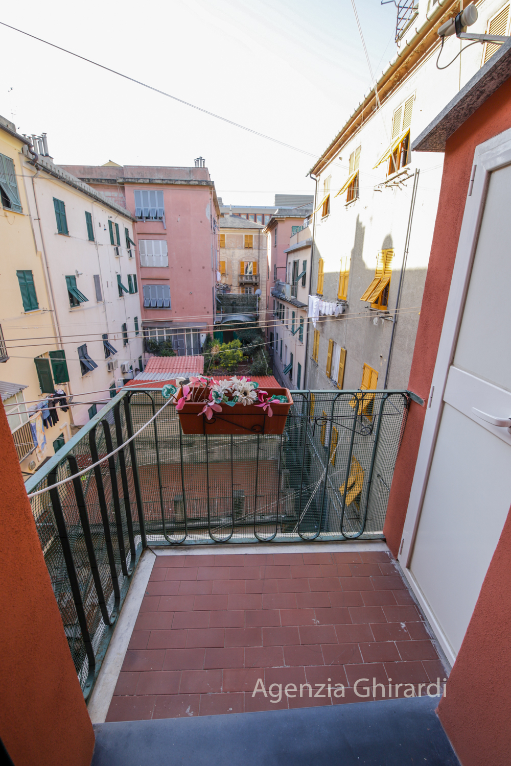 Immagine per Bilocale in affitto a Genova via Sestri 4