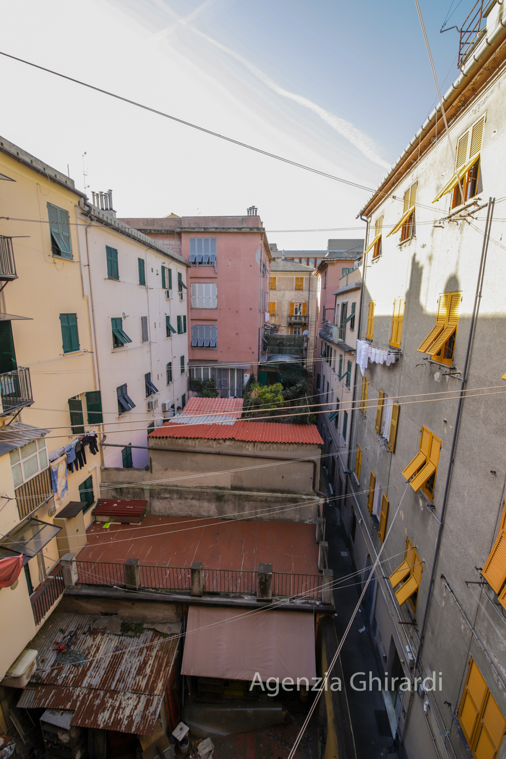 Immagine per Bilocale in affitto a Genova via Sestri 4