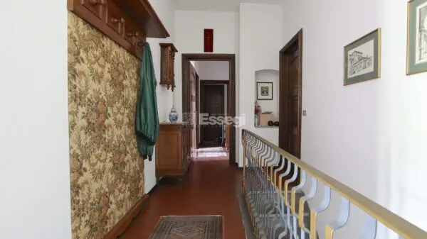 Monolocale 1225, Lucca