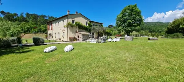Villa via Di Stabbiano, Lucca