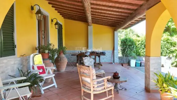 Villa via Per Vicopelago 184, Lucca