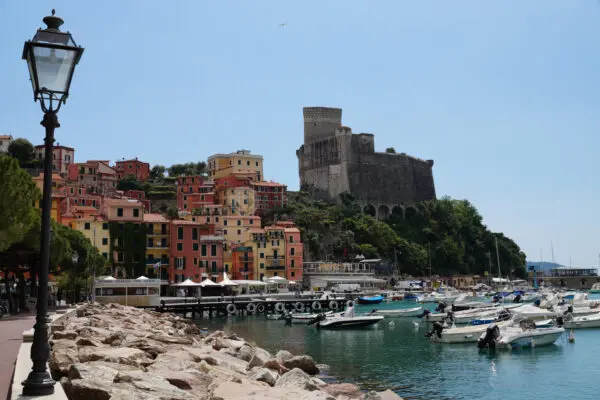 Monolocale via Militare 8, Lerici