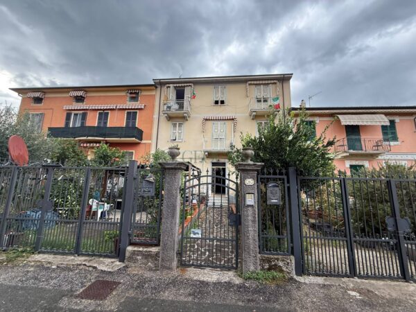 Appartamento via Gagliola, La Spezia