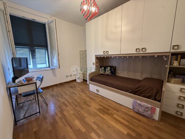 Monolocale via Sarzana 138, La Spezia