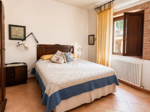 Casale via Località Canonica, Todi