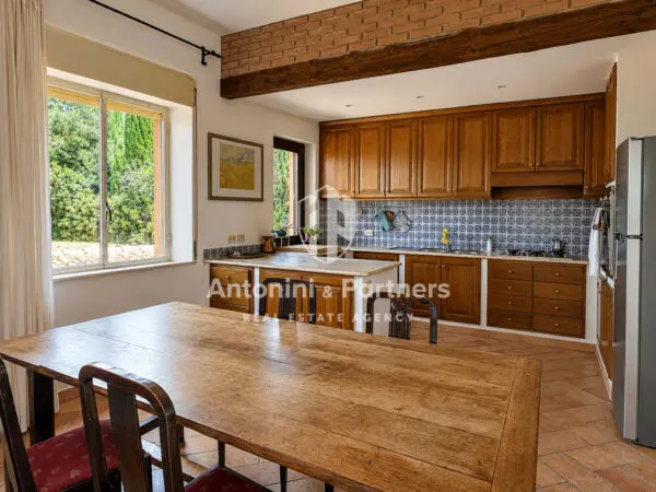 Casale via Località Canonica, Todi